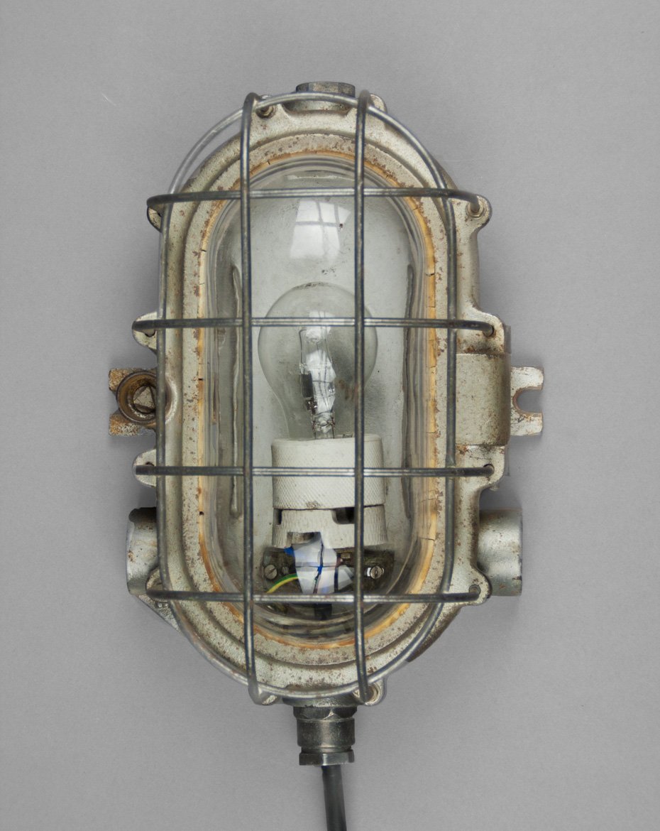 Eared Turtle - Industrial Wall Lamp for sale at Pamono