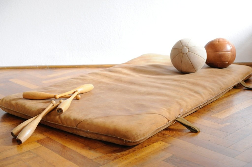 Vintage Leather Gym Mat for sale at Pamono