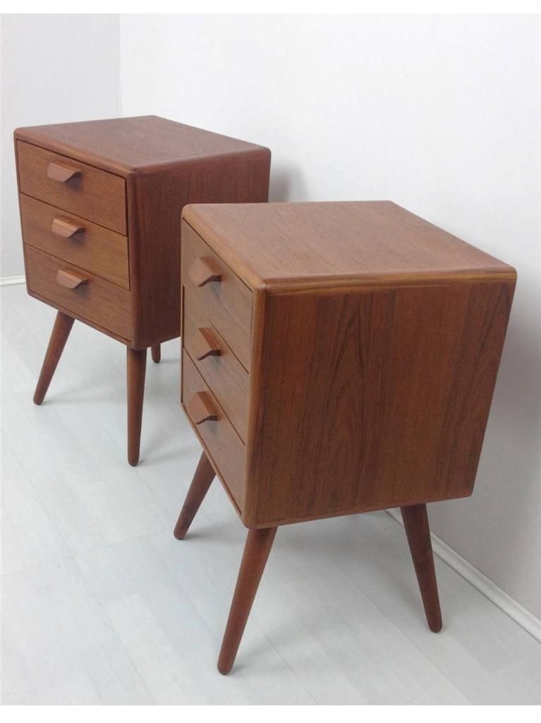 Vintage Danish Bedside Tables, 1960s, Set of 2 for sale at Pamono